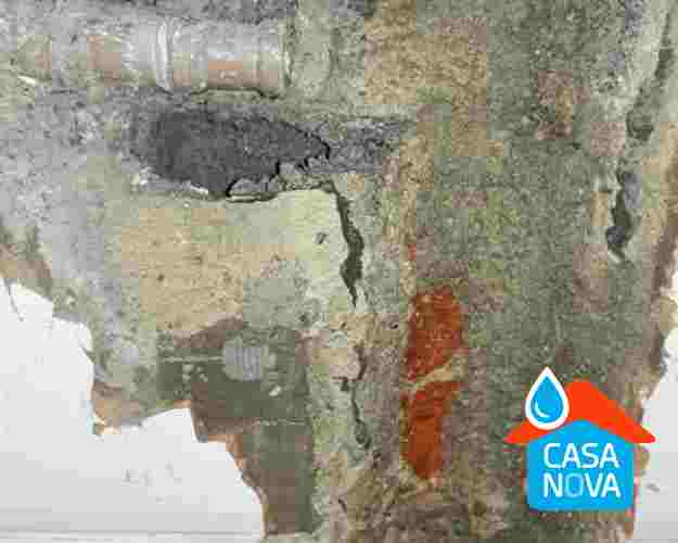 Encanador hidráulico residencial com experiência conta alta