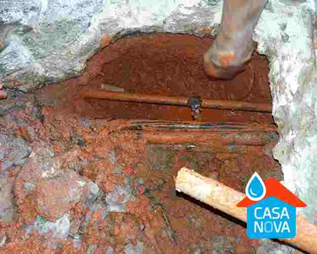 Conserto de Vazamento em Cano Oculto em Válvula Hydra, Caixa D'água e Cavalete